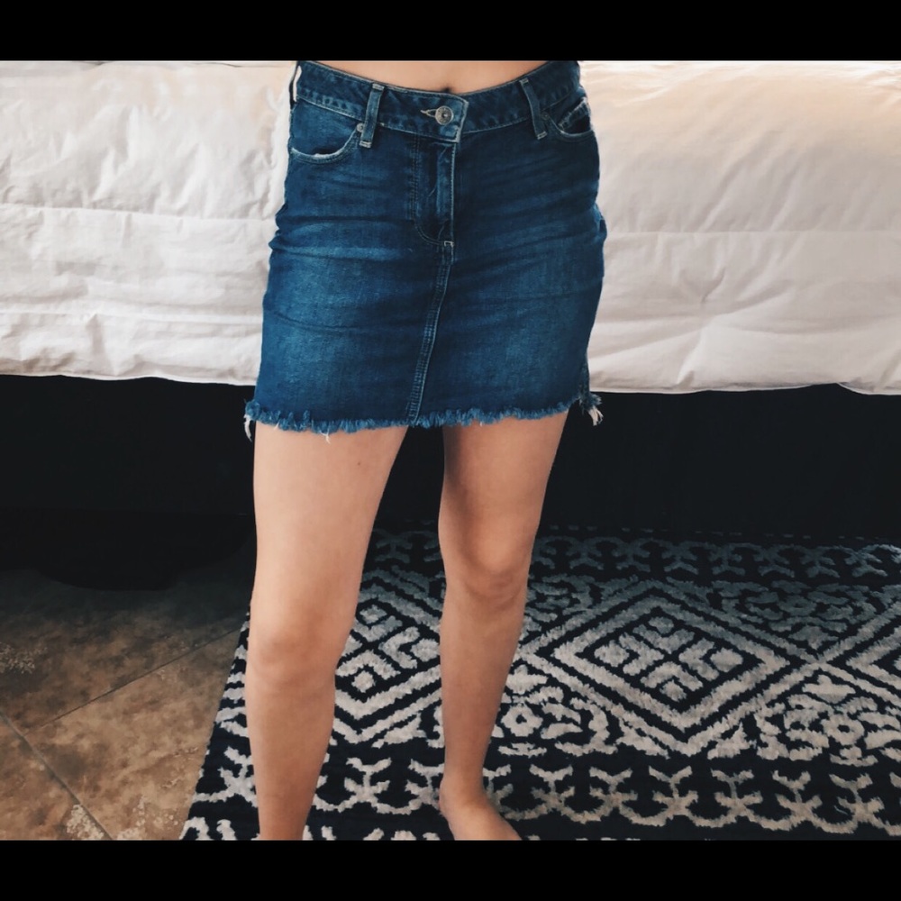 denim skirt